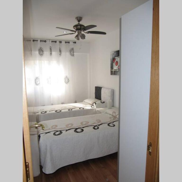 piso con estilo cerca de la playa - Three-Bedroom Apartment - 14