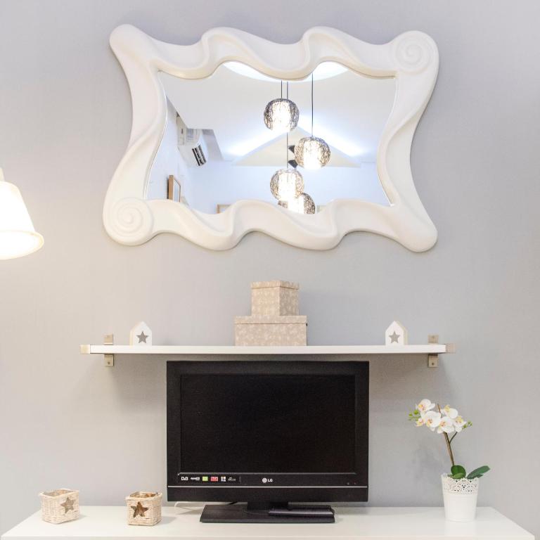 Sweet Gran Via II - Two-Bedroom Apartment - 21