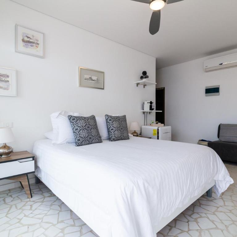Healing Roof Terrace - One-Bedroom Apartment - 19