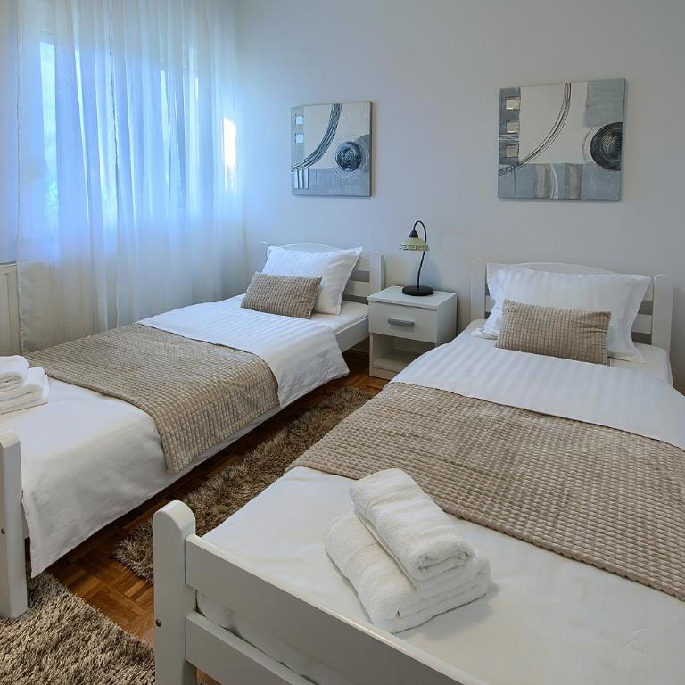 Villa Dama - Three-Bedroom Villa - 33