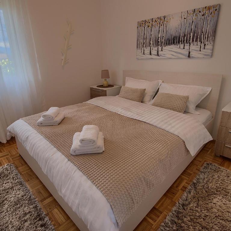 Villa Dama - Three-Bedroom Villa - 34