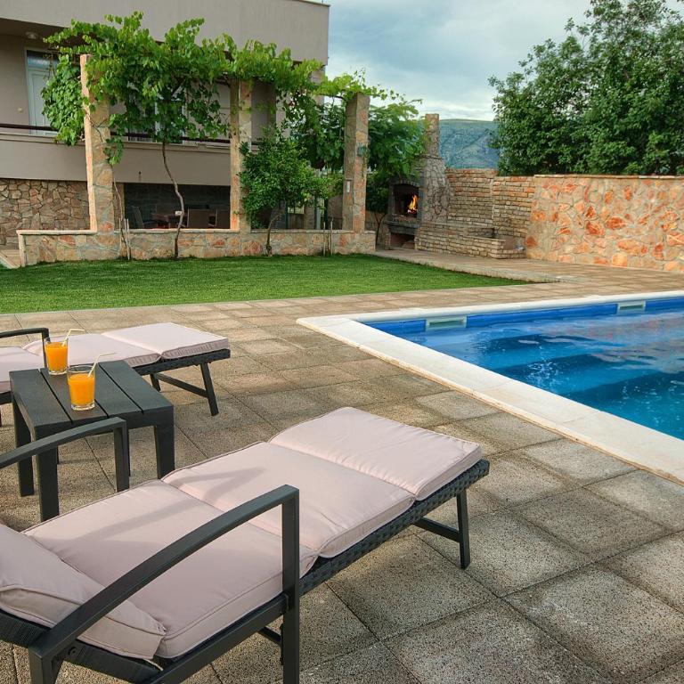 Villa Dama - Three-Bedroom Villa - 5