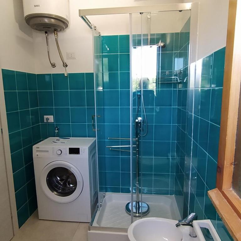 Appartamento Residenziale Trilocale 4 posti letto via Oristano - Two-Bedroom Townhouse - 24