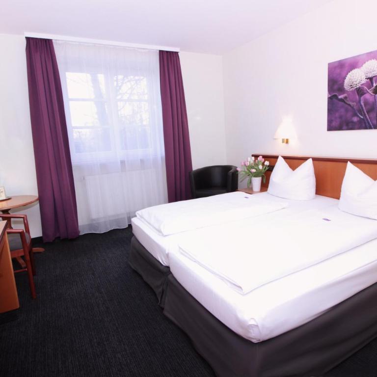 Landhotel Hirsch - Doppelzimmer - 1