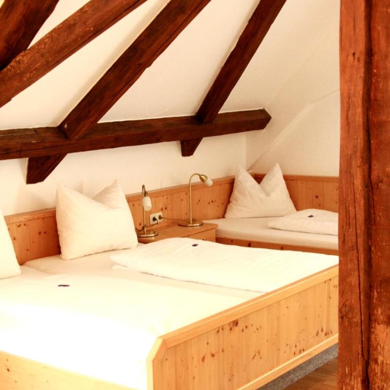 Landhotel Hirsch - Vierbettzimmer - 3