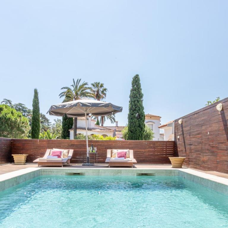 Apart-rent Casa al canal Llobregat 0106 - Villa con piscina privada - 1