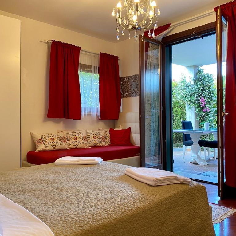 B&B Garda 4U - Junior Suite con Bagno Privato e Giardino - 6