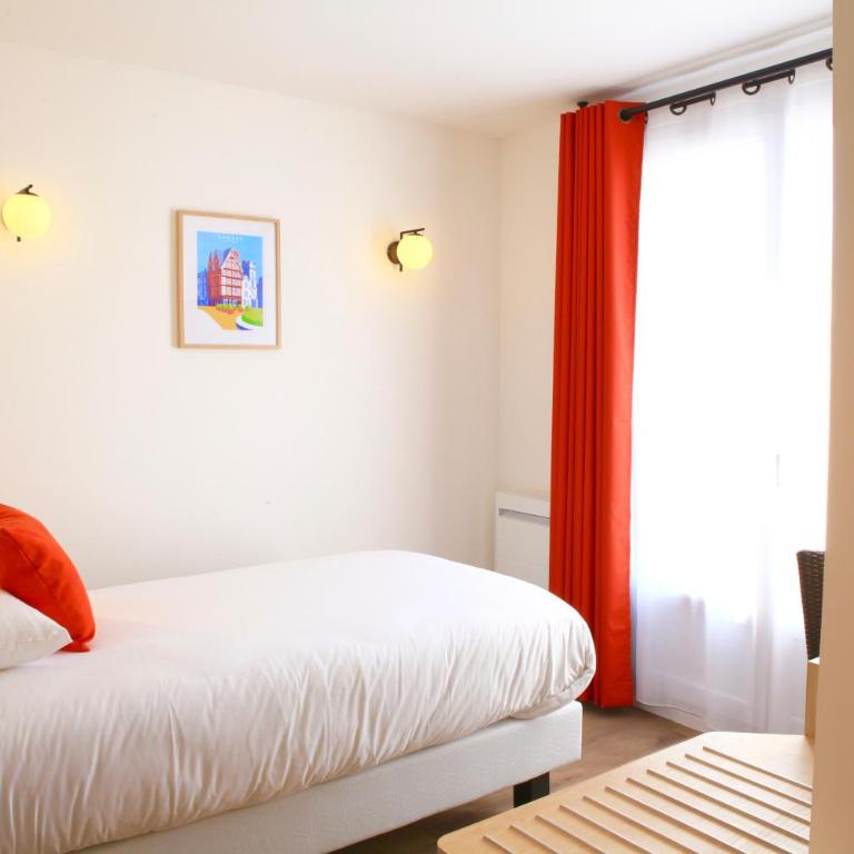 Logis Hôtels- Hôtel Marguerite d'Anjou Angers château - Chambre Simple Confortable - 7