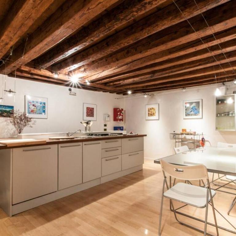 Bellissimo appartamento in Palazzo Storico - Appartamento con 2 Camere da Letto - 15