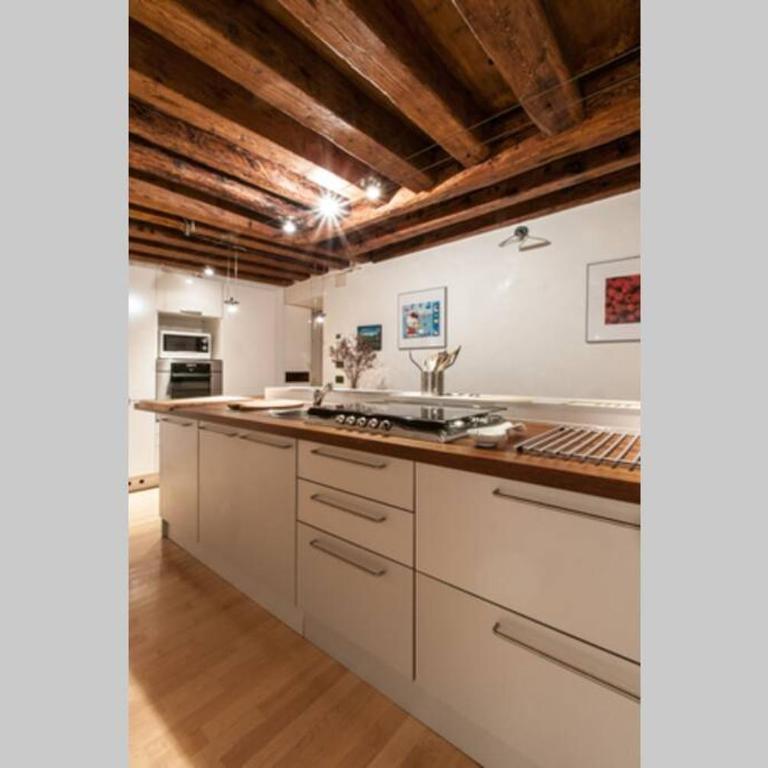 Bellissimo appartamento in Palazzo Storico - Appartamento con 2 Camere da Letto - 12