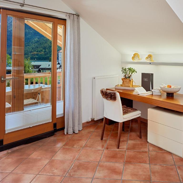 Hotel Christina - Ihr kleinstes 4* Hotel am Achensee - Apartment mit Seeblick - 6
