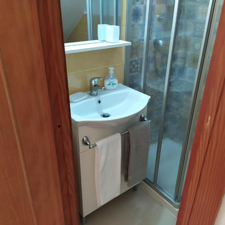 Lo Spicchio b&b - Camera Matrimoniale con Bagno Privato - 13