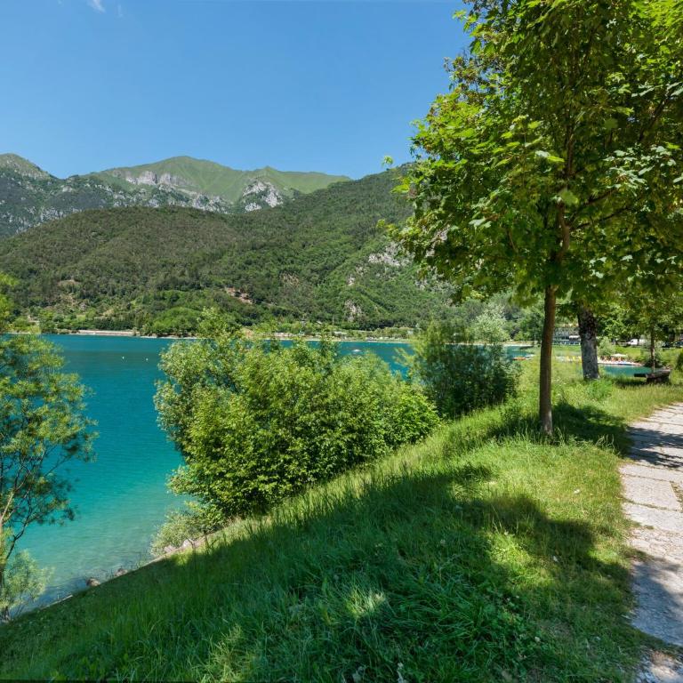 Apartment in Ledro by Lake & Dolomites - Casa Vacanze con 2 Camere da Letto - 24