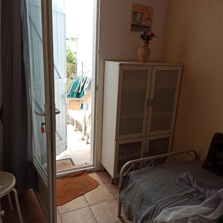 gite de France - Two-Bedroom Apartment - 8