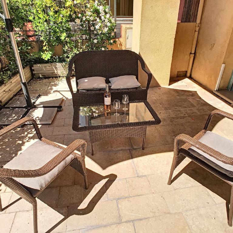 Nestor&Jeeves - HOLIDAY VIBES - Very close sea - Free parking - Appartement avec Terrasse - 6