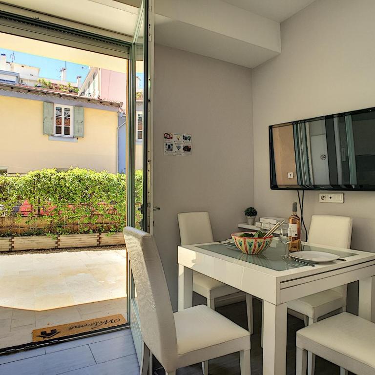 Nestor&Jeeves - HOLIDAY VIBES - Very close sea - Free parking - Appartement avec Terrasse - 5