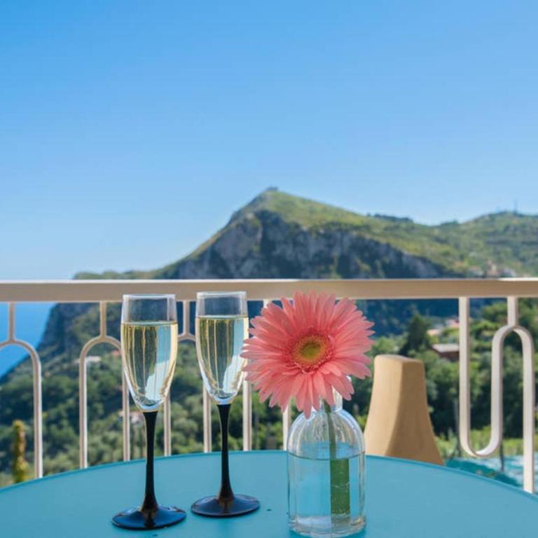Villa Capo D'Arco - Three-Bedroom Villa - 19