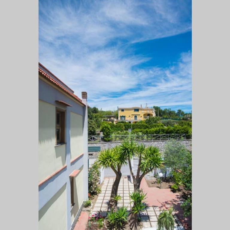 Villa Capo D'Arco - Three-Bedroom Villa - 20