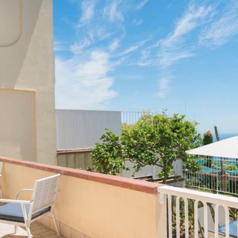 Villa Capo D'Arco - Three-Bedroom Villa - 26