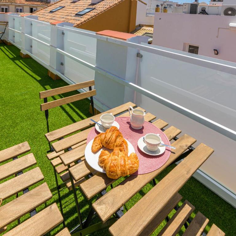 iloftmalaga San Juan - Studio Apartment - 11