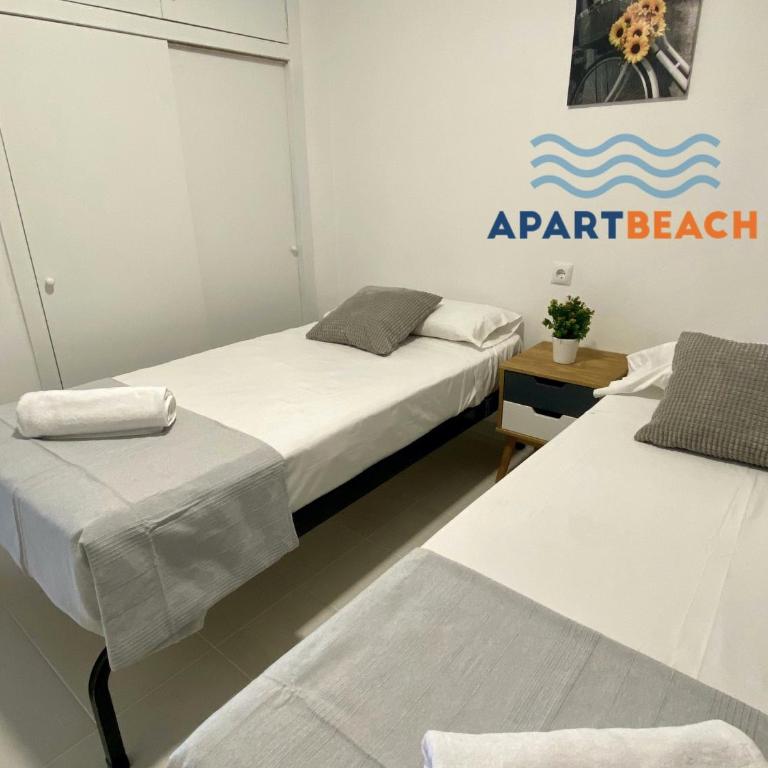 APARTBEACH AGUSTINA ARAGON CLIMATIZADO y VISTAS PLAYA - Two-Bedroom Apartment - 12