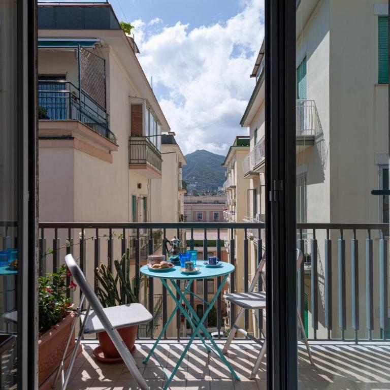 President Suite - Camera Matrimoniale Deluxe con Balcone e Vista Mare - 3