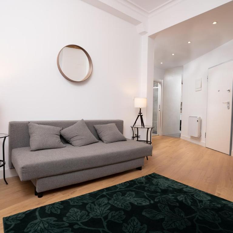 Bilbao High Apartment - Two-Bedroom Apartment - 9