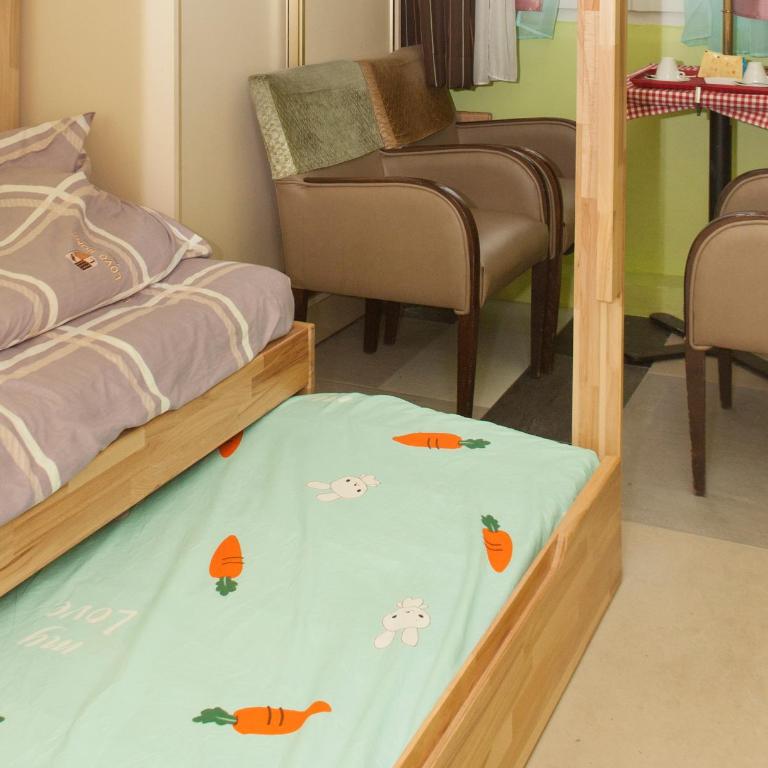 Club246 Paris Saint Martin - Chambre Quadruple Confort - 5