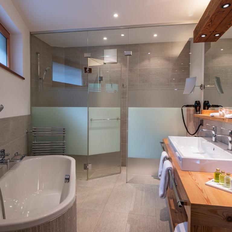 Europe Hotel & Spa - Doppelzimmer im klassischen Design - 2