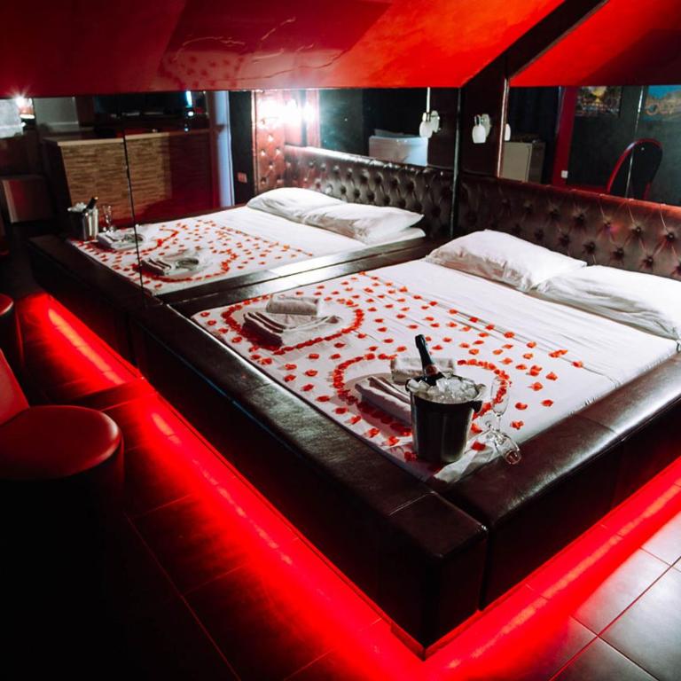 Spa Secret - Studio sa Hidromasažnom Kadom - 2