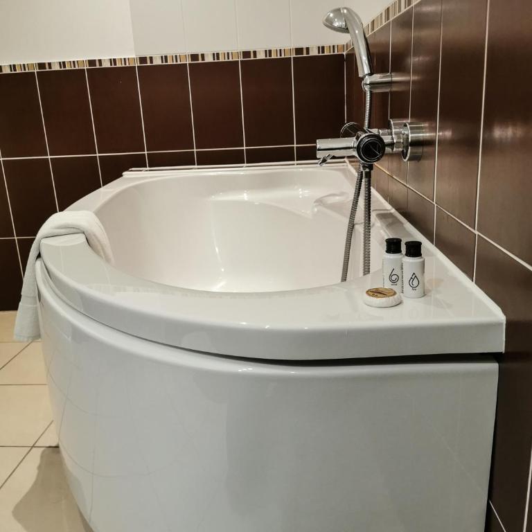 Esatitude Hotel - Suite Junior - 5