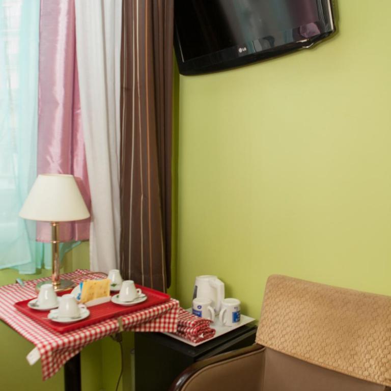 Club246 Paris Saint Martin - Chambre Quadruple Confort - 4