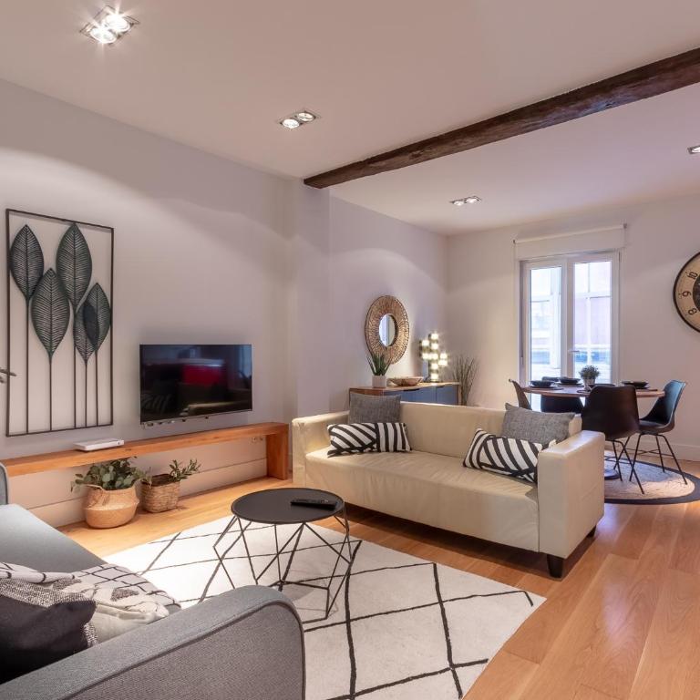 Bilbao City Hall VI by Aston Rentals - One-Bedroom Apartment - 1