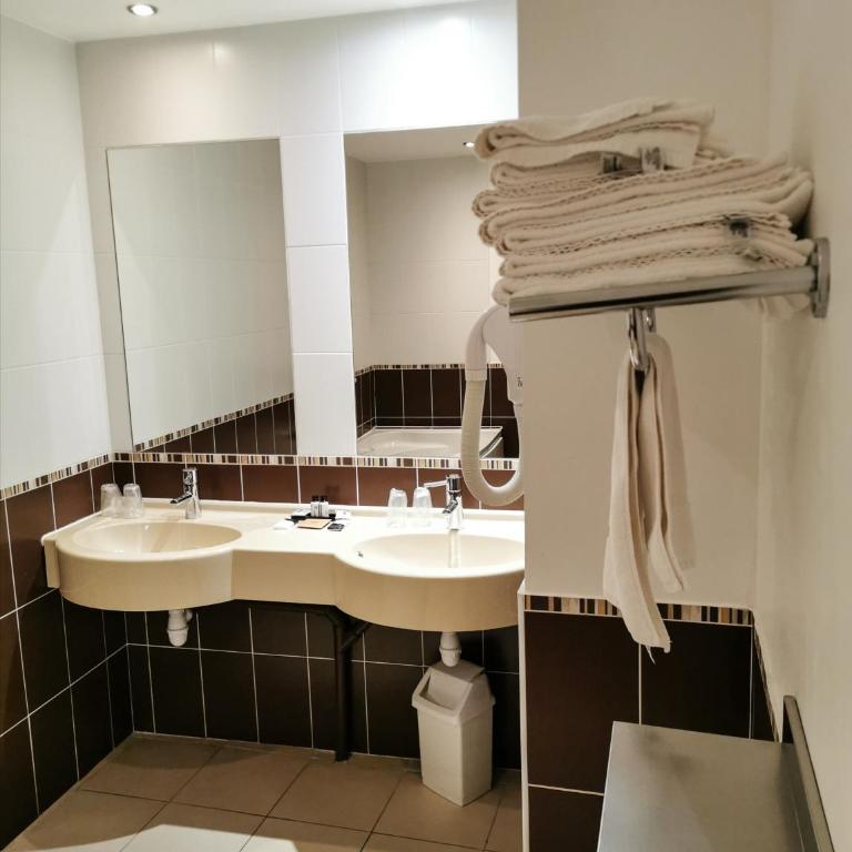 Esatitude Hotel - Suite Familiale - 3