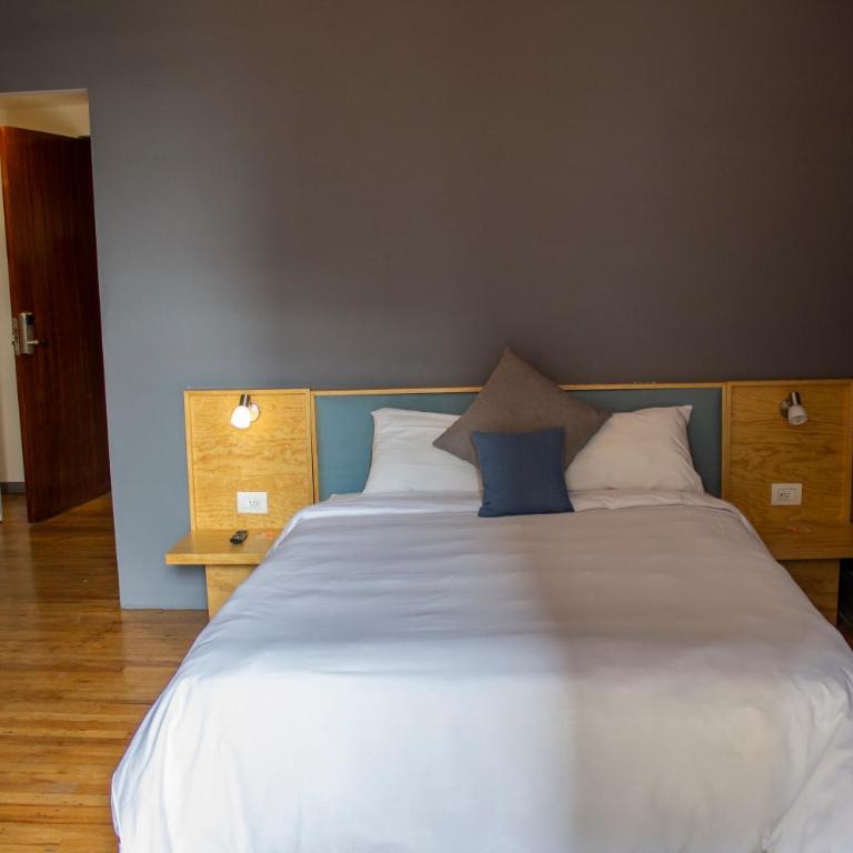Casa Pepe - Habitación con 1 cama doble y 1 litera - 1