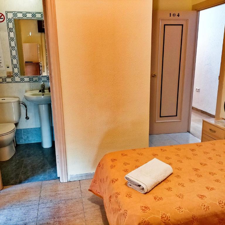 AB Pension Granada - Single Room - 3