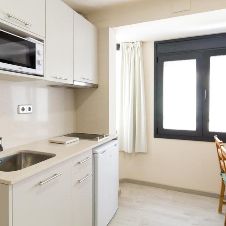 CAL MODEST 1 - Studio Apartment - 5