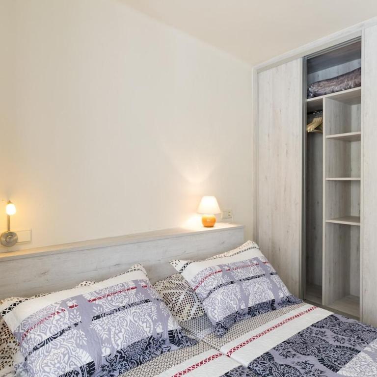 CAL MODEST 1 - Studio Apartment - 11