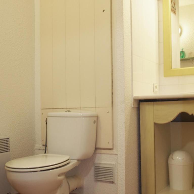 APT. LA CORNICHE 810 - LES ISSAMBRES F - - Studio - 14