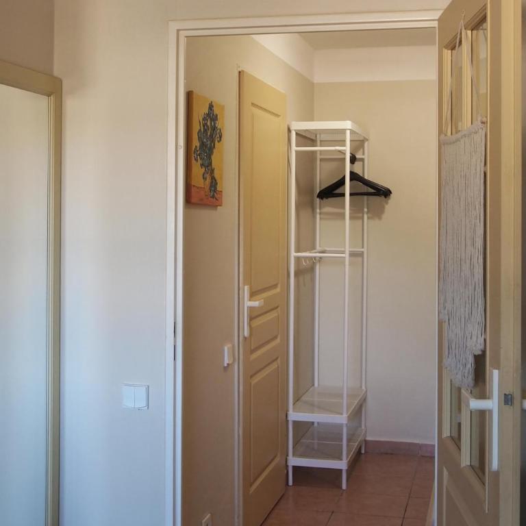 APT. LA CORNICHE 810 - LES ISSAMBRES F - - Studio - 12