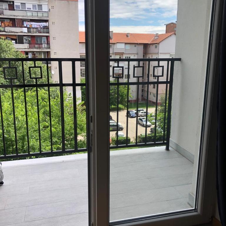 Linden Flower - One-Bedroom Apartment - 63