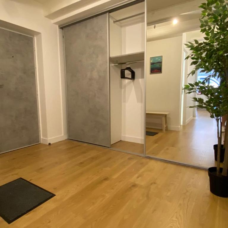 Le Royal 4 - Apartment for 4 people in the city center - Apartment - 12