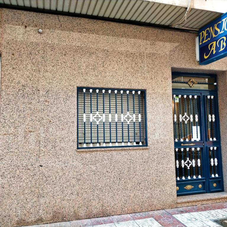 AB Pension Granada - Single Room with Shared Bathroom - 6