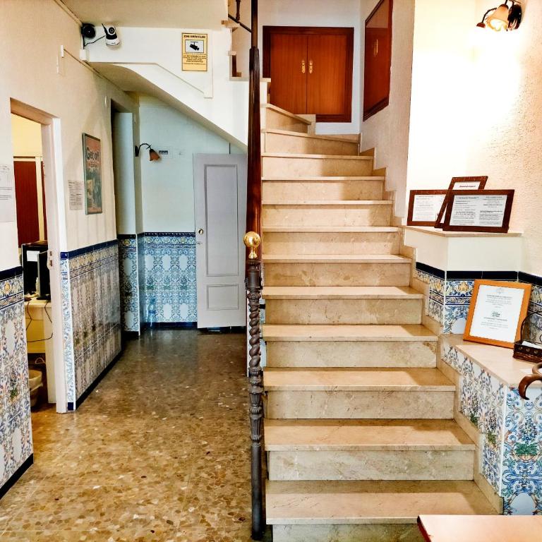 AB Pension Granada - Single Room with Shared Bathroom - 7