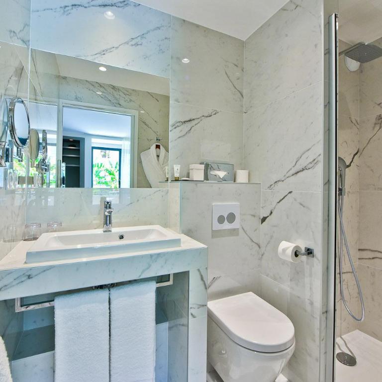 Hôtel La Villa Port d'Antibes & Spa - Chambre Double ou Lits Jumeaux Confort - 1