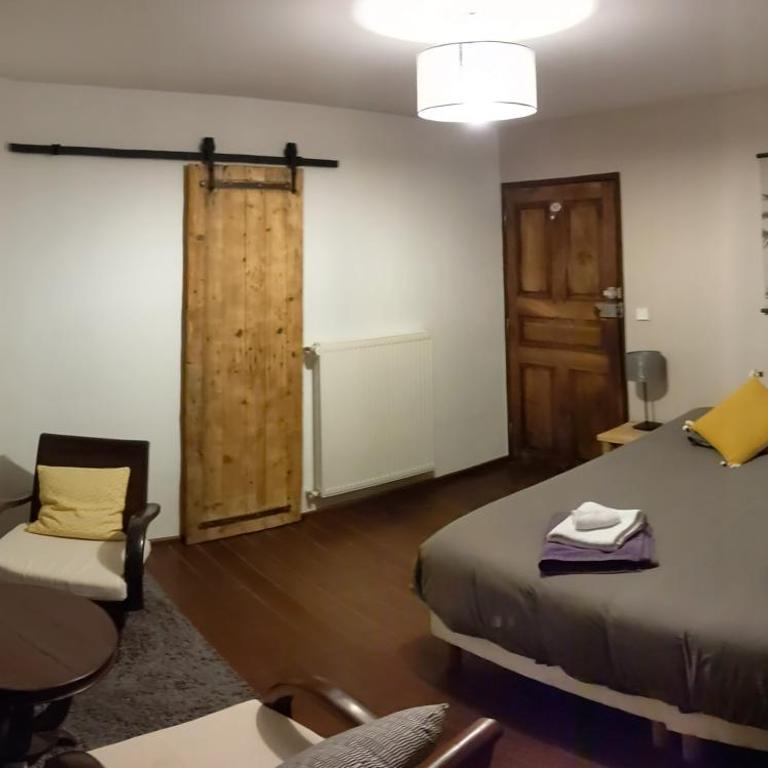 Le Val d'Ailleurs - Habitación Doble con baño privado externo - 1