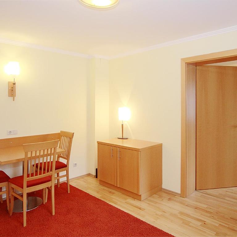 Hotel Goldener Adler - Apartment mit 1 Schlafzimmer - 3