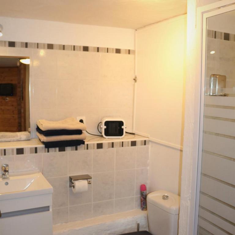 LA JARBELLE - Gîte et Spa - Studio Familial - 3