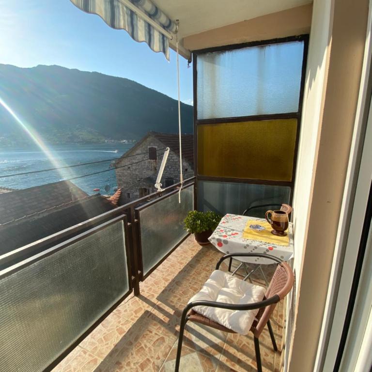 Apartments Vučinović - Studio sa Balkonom i Pogledom na More - 12