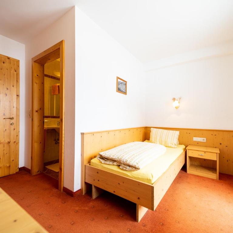 Haus Rosmarie - Einzelzimmer mit Balkon - 5